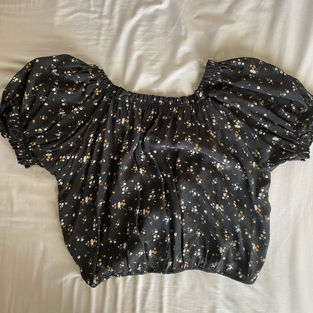 American Eagle Tie Open Back Shirt Size L